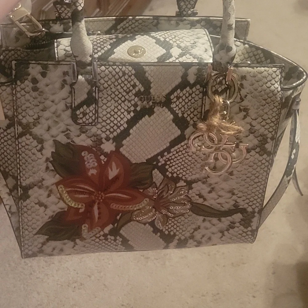 Guess python print purse - Picture 4 of 4